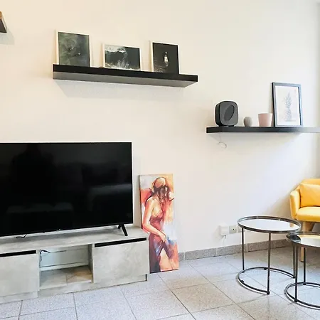T2 Du Canal - 500m Gare - Balcon - Securisee Апартаменты *